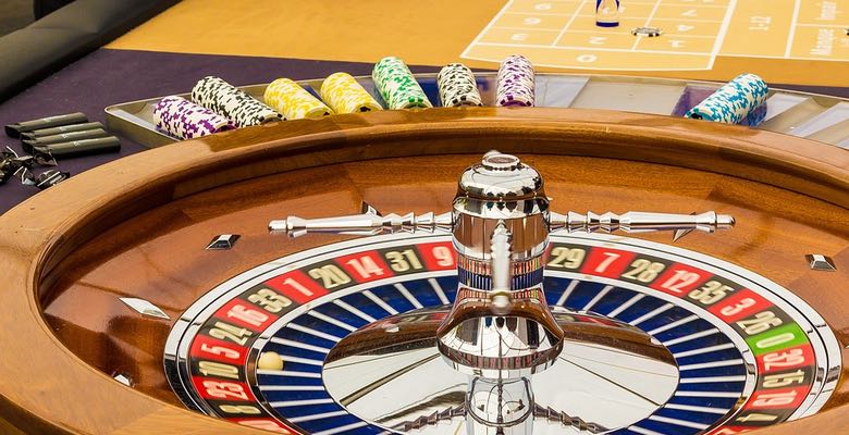 Casinospel - slots, roulette, poker, black jack, craps, baccarat